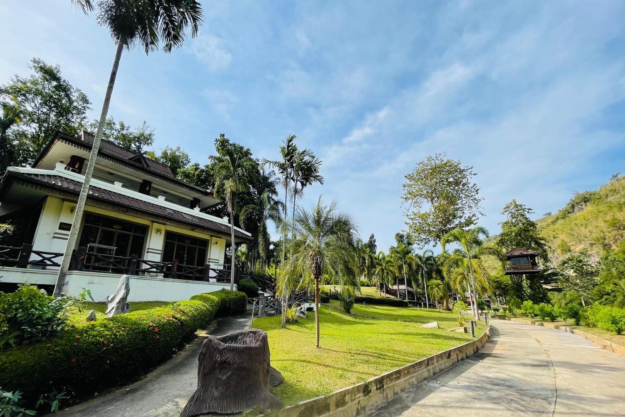 Baan Rim Kwai Paerimnam Resort Kanchanaburi Ngoại thất bức ảnh